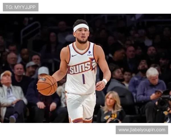 布克全能表现助力球队胜利12投仅4中却贡献18分5篮板5助攻正负值高达14