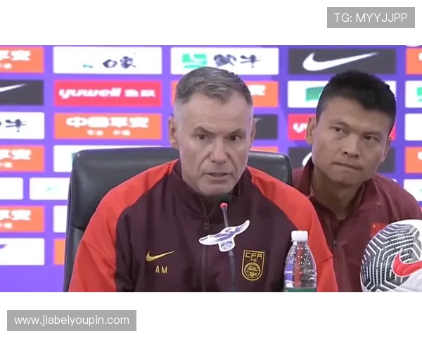 马德兴批评米利西奇不敢与U17女足热身，称换血不及时浪费女足发展机会